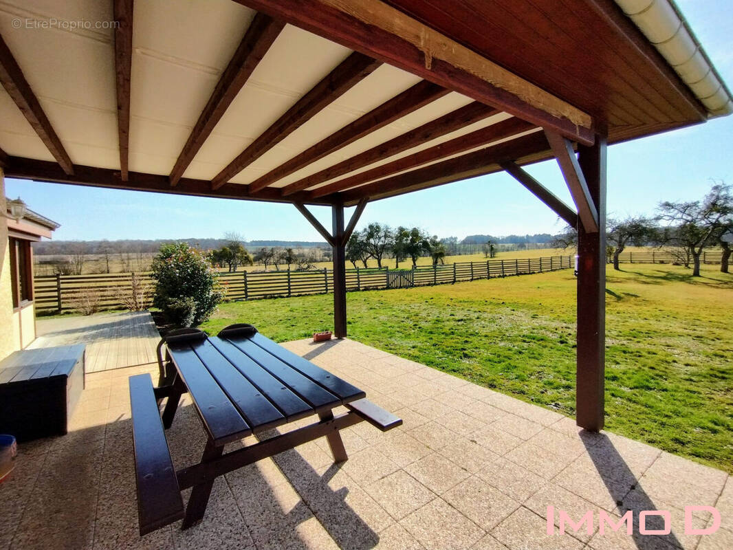 Maison à BADMENIL-AUX-BOIS