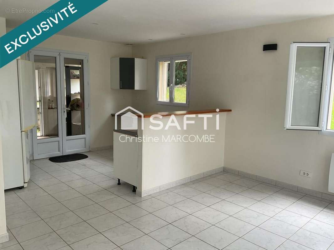 Maison 117 m² à Genis  - photo 5