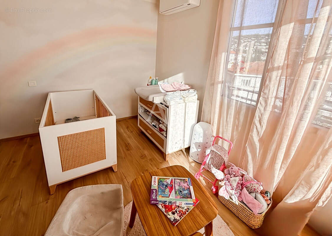 Appartement à LE CANNET