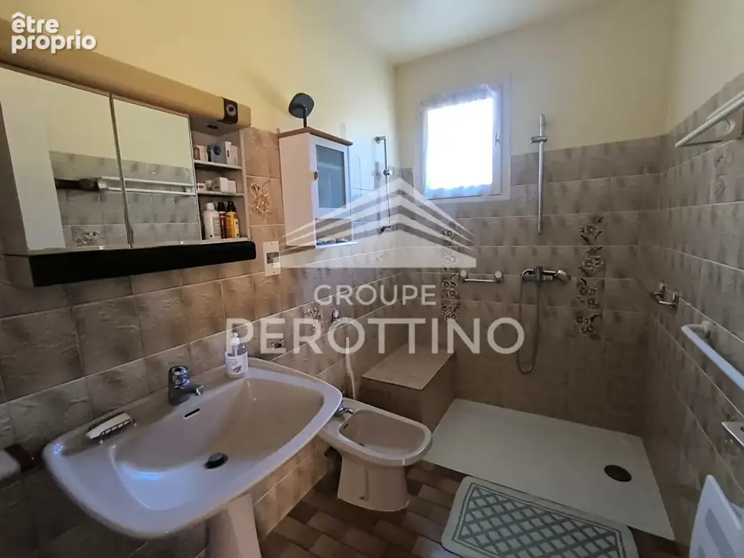 Maison Allauch 7 pièce(s) 126 m2 - photo 13