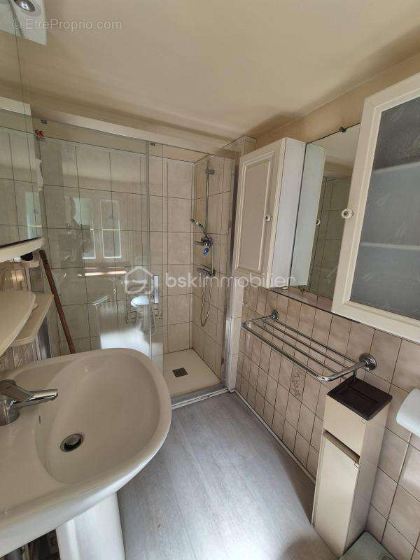 Maison à SAINT-MARTIN-SUR-OCRE