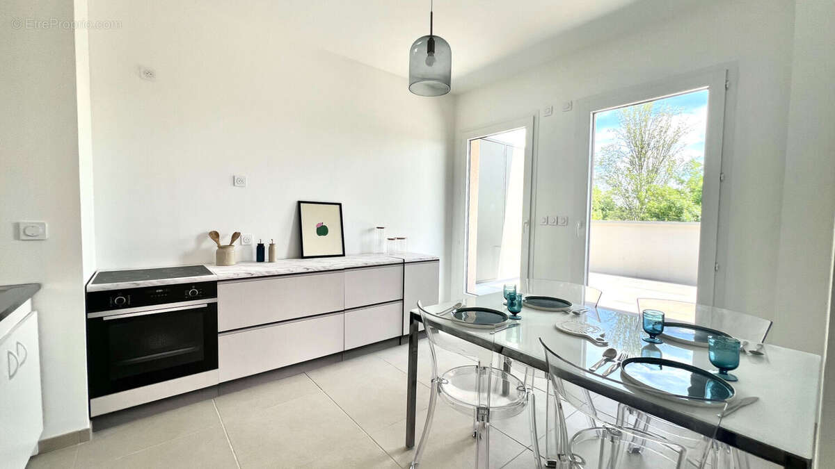 Appartement T4 Duplex - 125m2 - Côte Pavée - photo 5