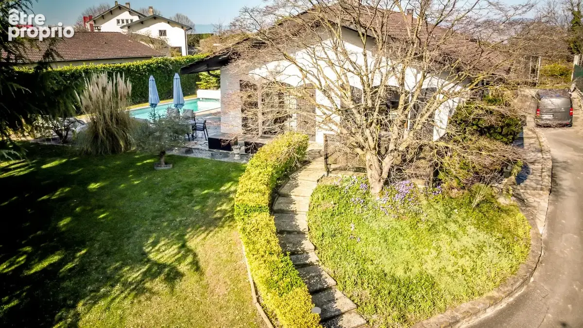 Maison 7 pièces 206 m² à vendre à Margencel (74200) - photo 3