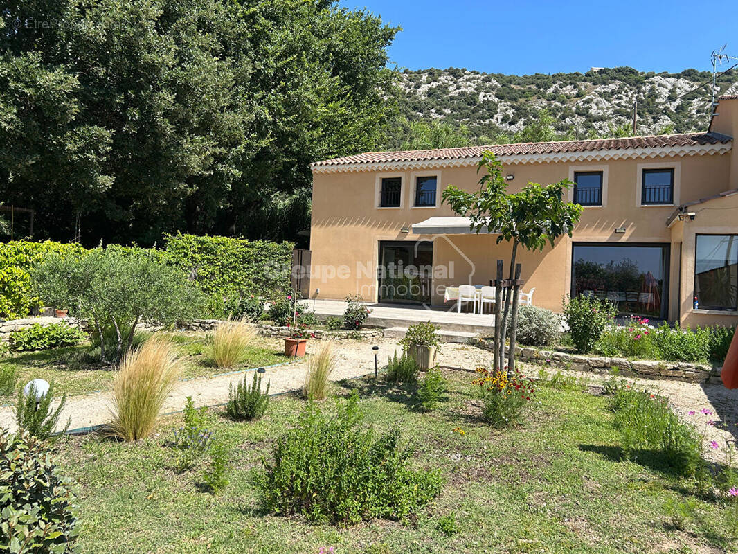 Maison à BEAUMES-DE-VENISE