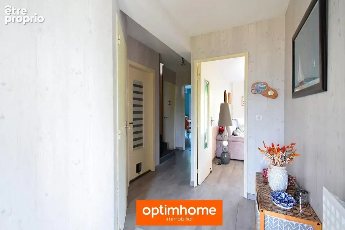 Bourgbarré(35) – Maison de 103 m² avec garage attenant et jardin - photo 5
