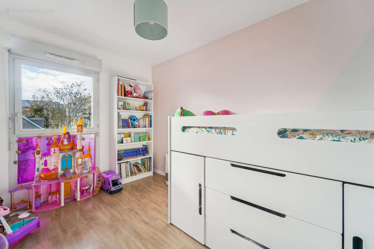 Appartement à IVRY-SUR-SEINE