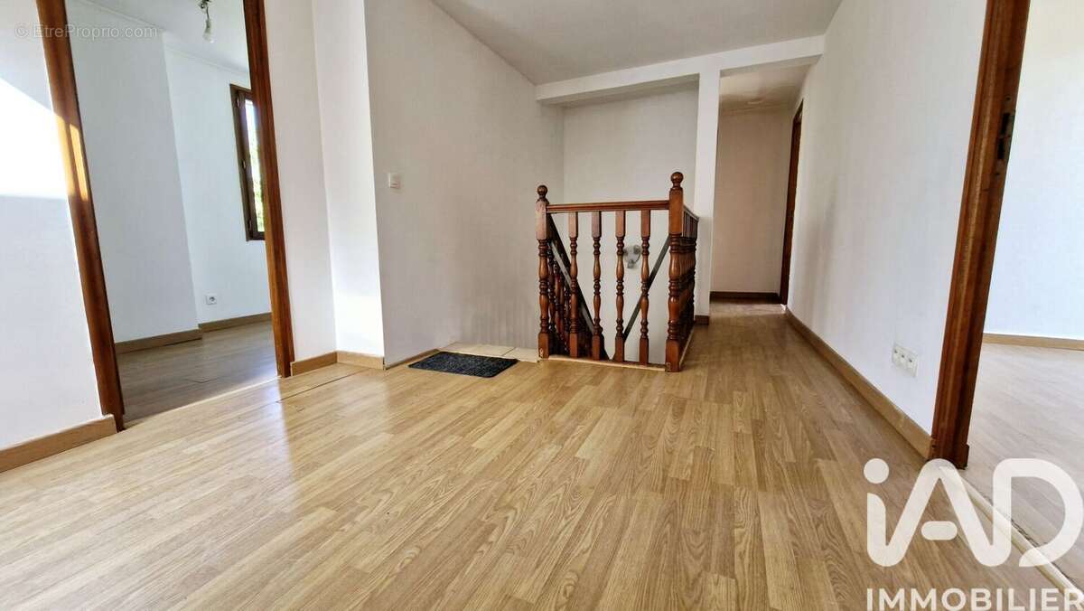 Maison 131 m² à Luce  - photo 6