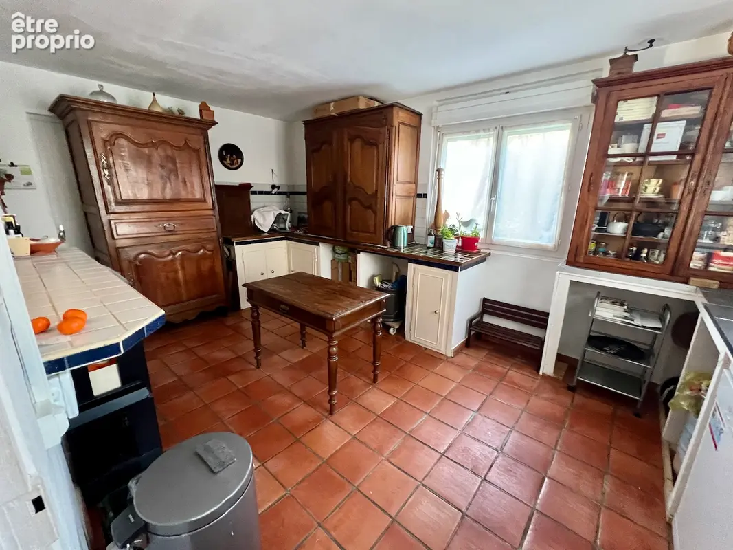 Maison d'environ 220 m² dans un des meilleurs quartiers de Villeneuve sur Lot, proche à pied du centre ville et de toutes ses co - photo 8