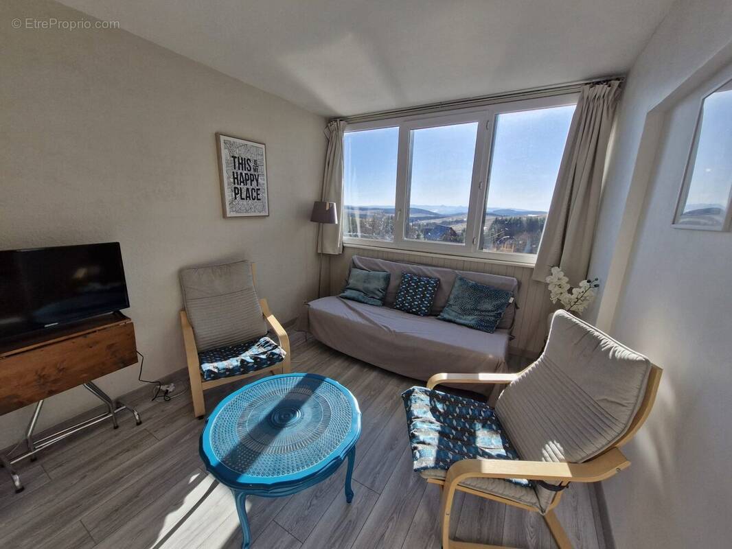 Appartement à BESSE-ET-SAINT-ANASTAISE