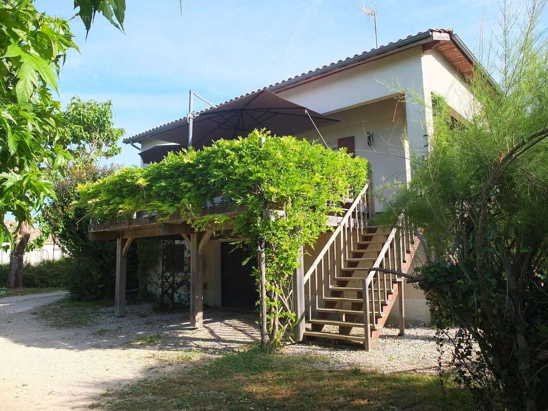 Maison à MONFLANQUIN