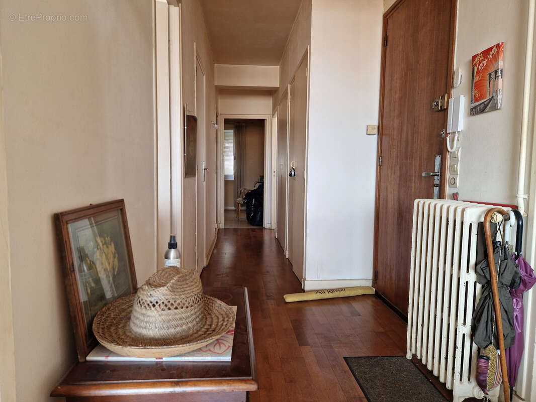 Appartement à BEZIERS