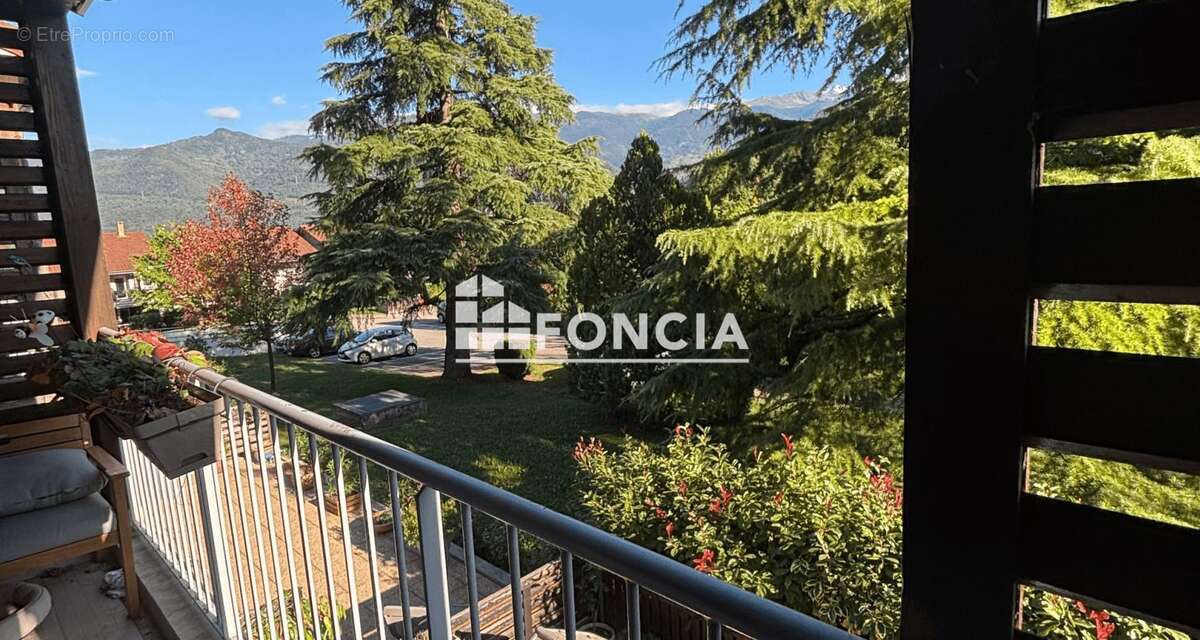 À vendre ,Spacieux T4 dans résidence recherchée avec vue exceptionnelle sur Belledonne - photo 10