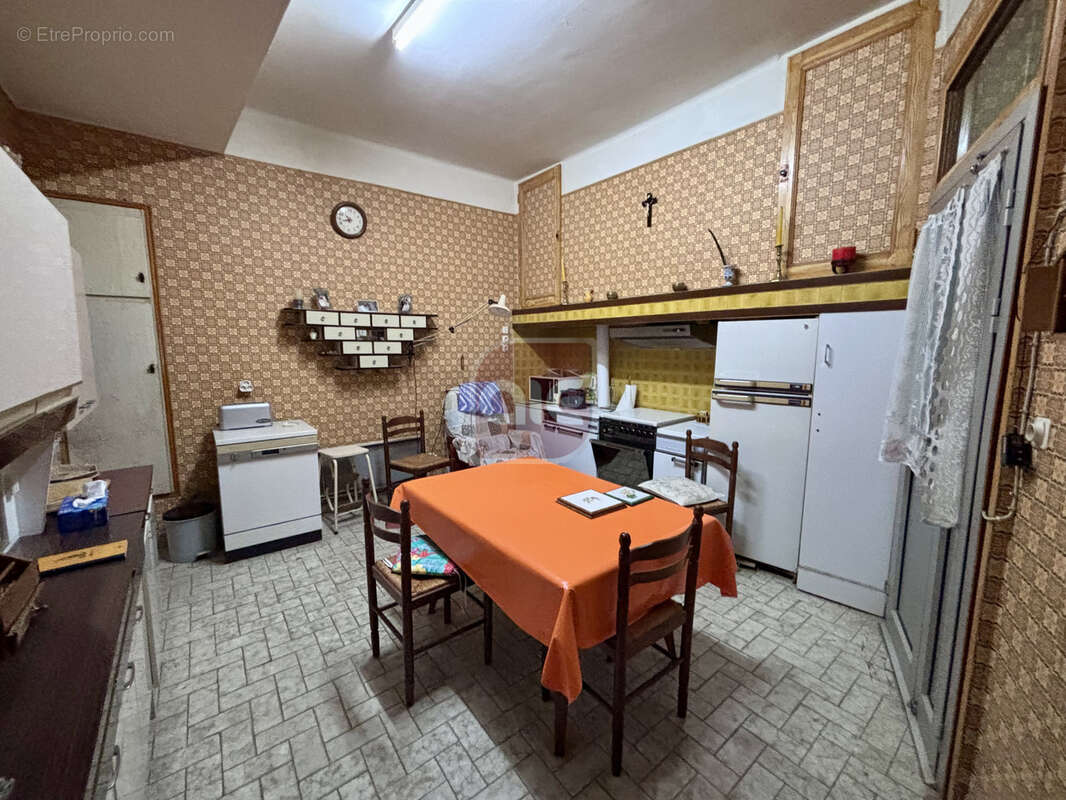 Maison à COMBAILLAUX