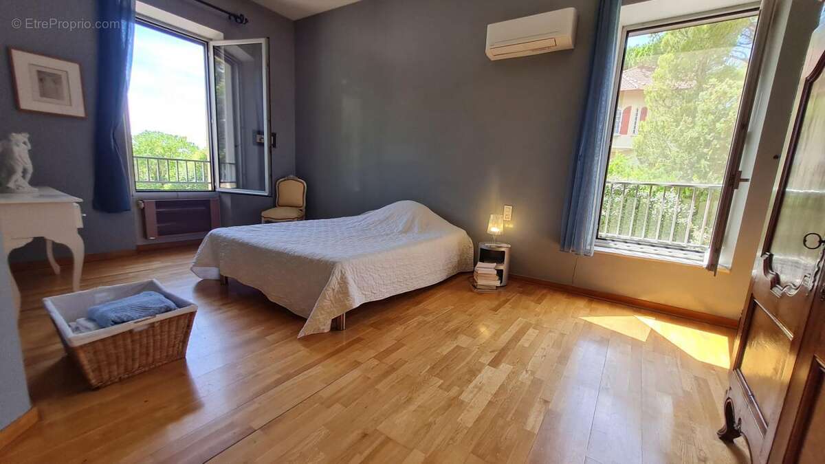 Maison à LES ANGLES