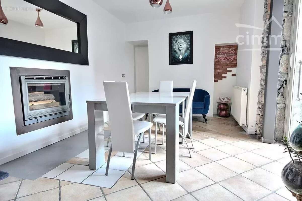 Appartement à LUMBIN