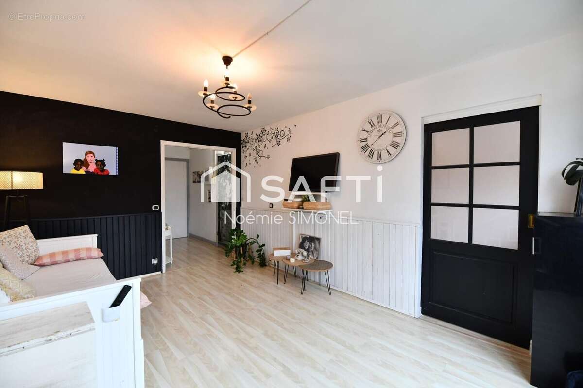 Photo 3 - Appartement à CHILLY-MAZARIN