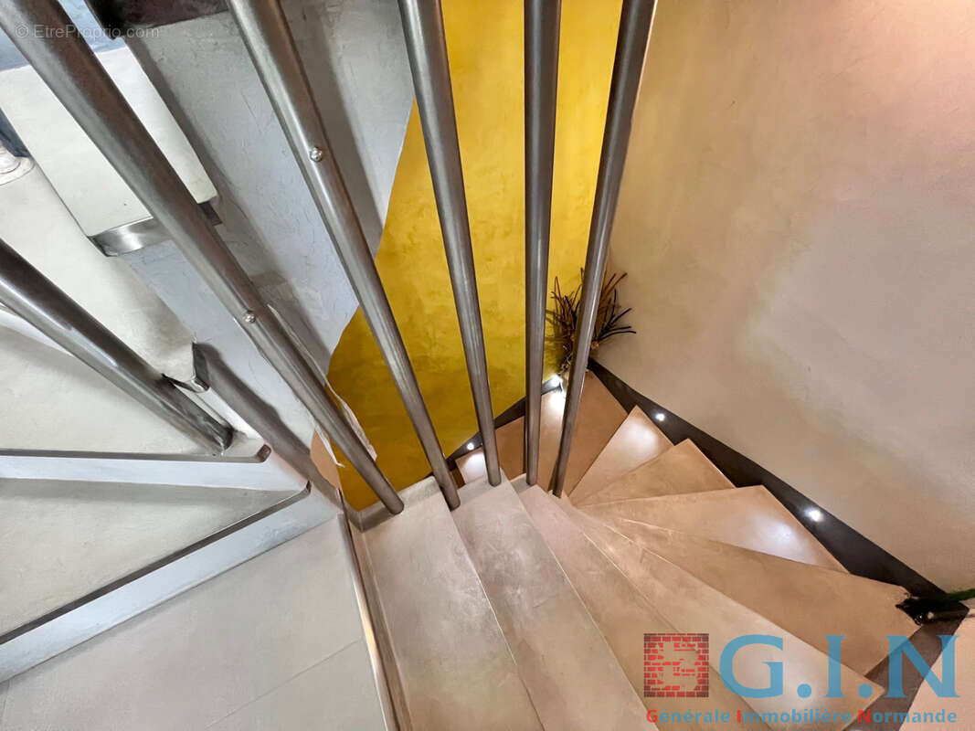 Maison contemporaine Rouen Proximité CHU / Place Saint-Marc - photo 23
