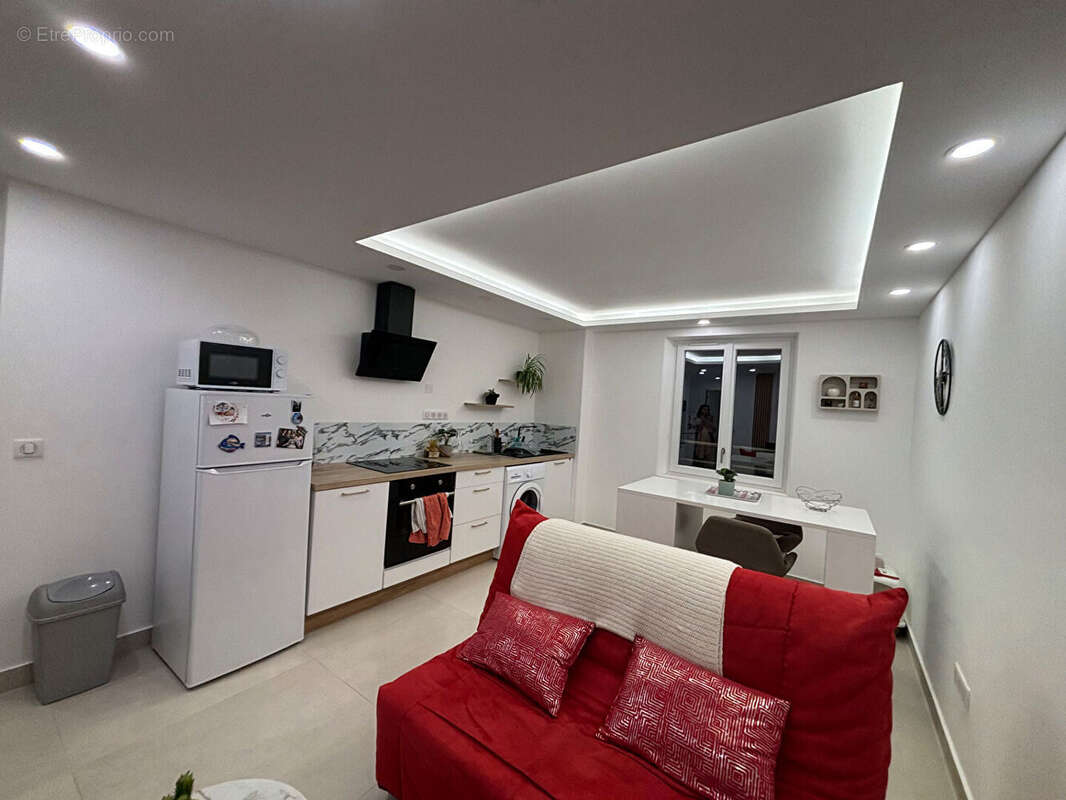 Appartement à AURIOL