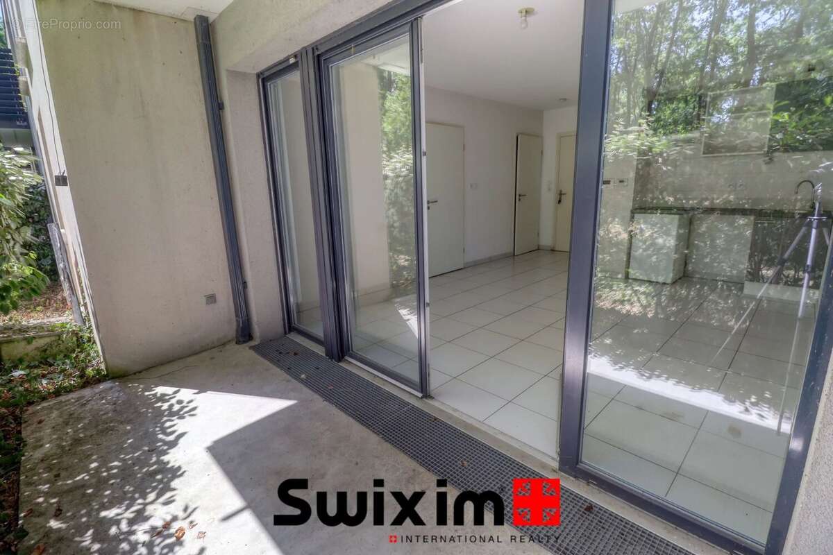Appartement à PAREMPUYRE