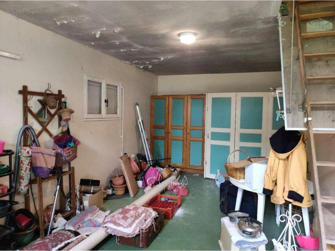 Maison à LA LANDE-DE-GOULT