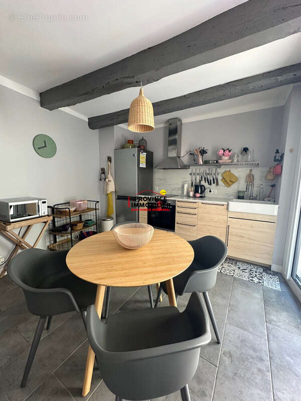 Maison 110 m² à Grignan  - photo 4