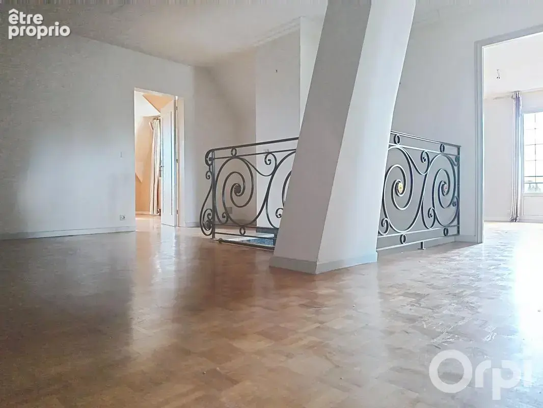 Maison à Vendre de 5 pièces à Longjumeau(192m2) - photo 5