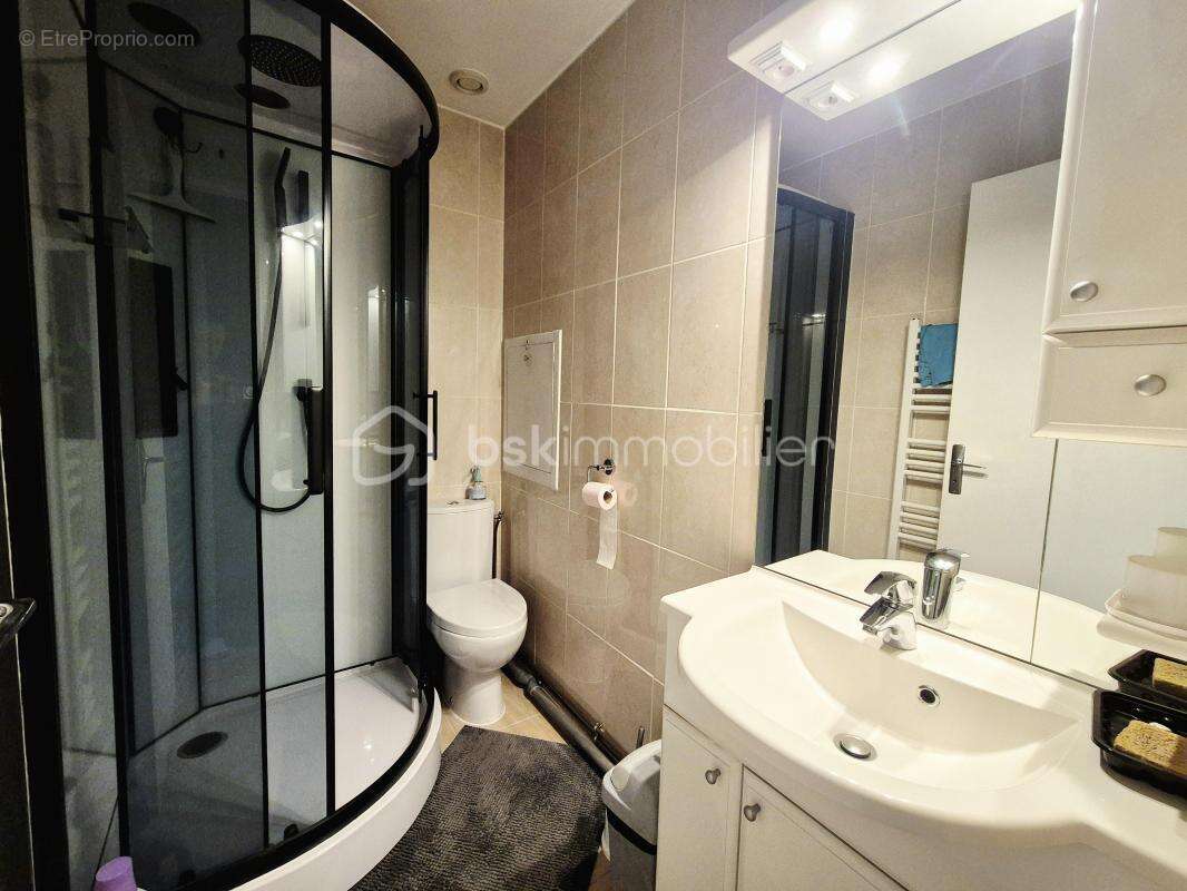 Maison à MOISSY-CRAMAYEL