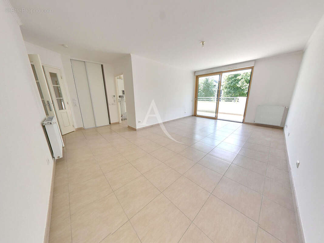 Appartement à BRY-SUR-MARNE