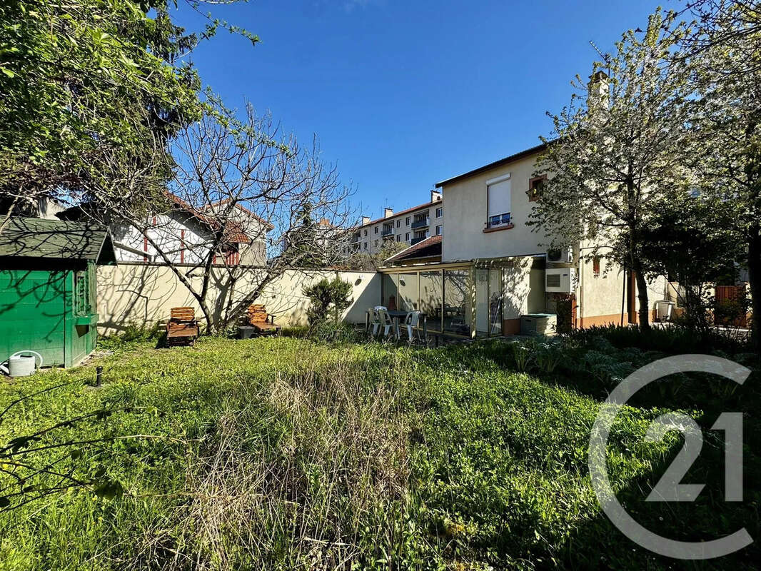 Maison 106 m² à Villeurbanne  - photo 2
