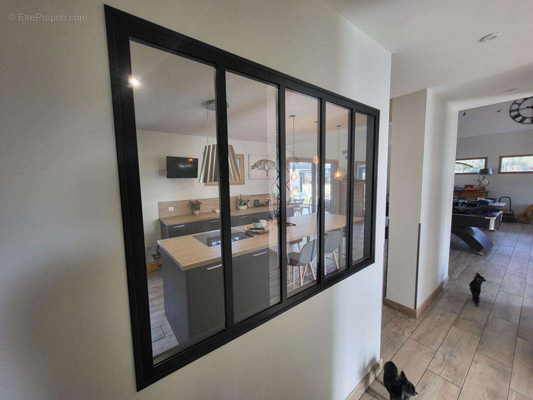 Maison à VITZ-SUR-AUTHIE