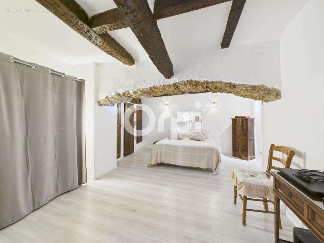Appartement à FAYENCE