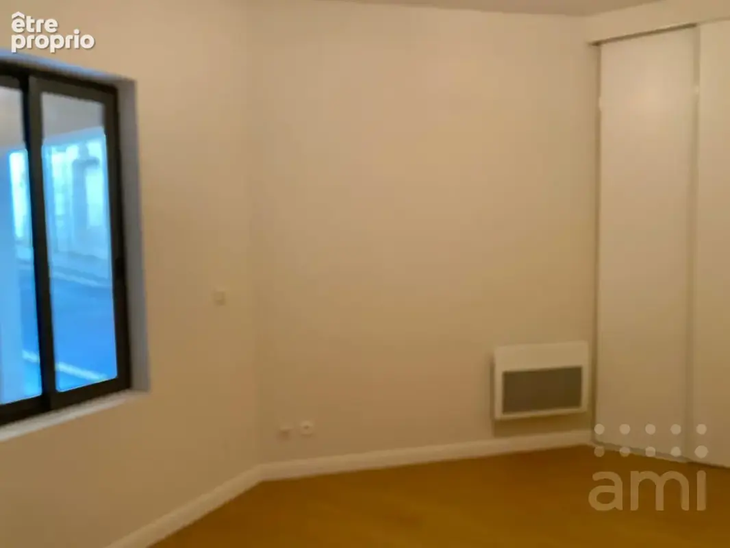 Appartement Niort 2 pièces -71 m2 - photo 3