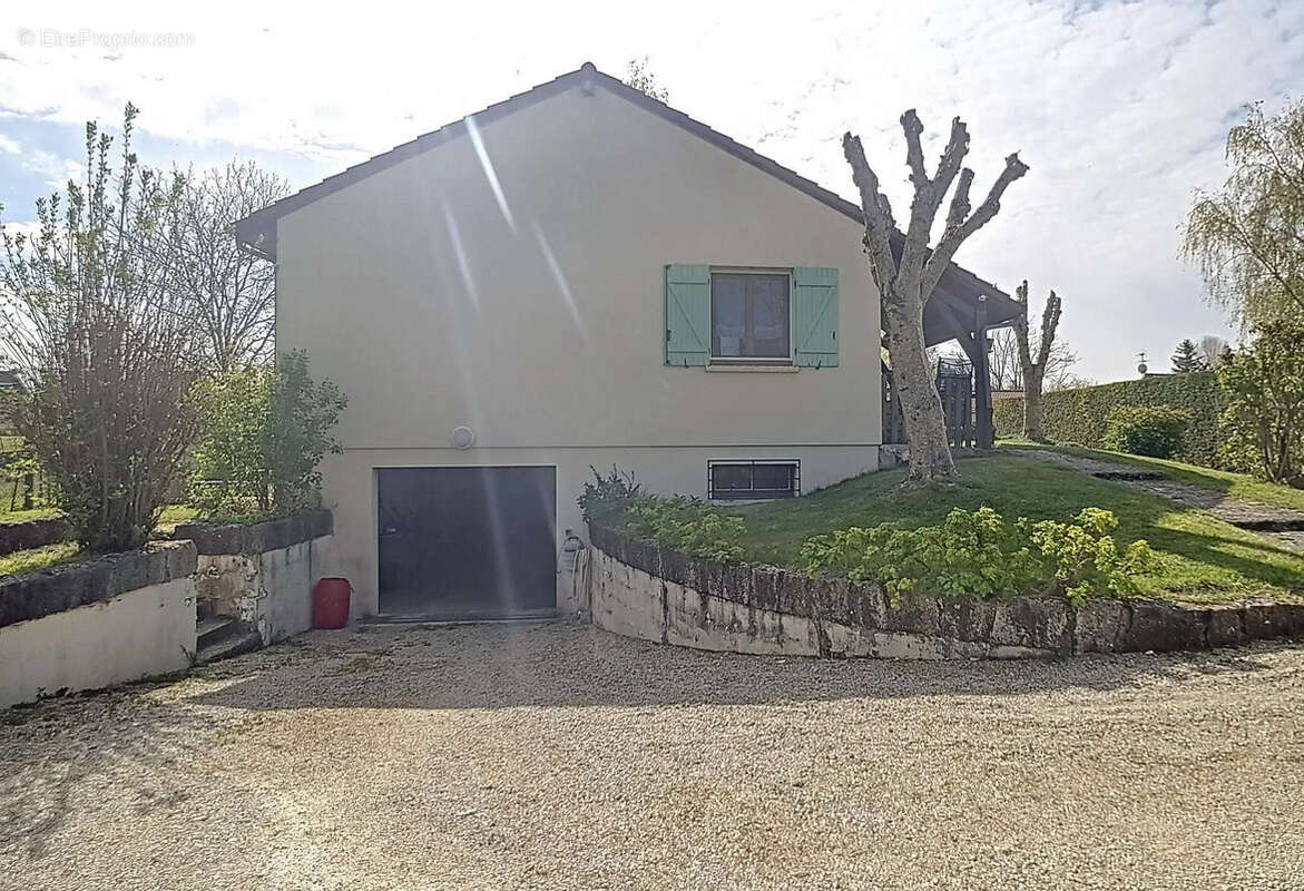 Maison à ROUILLY-SACEY