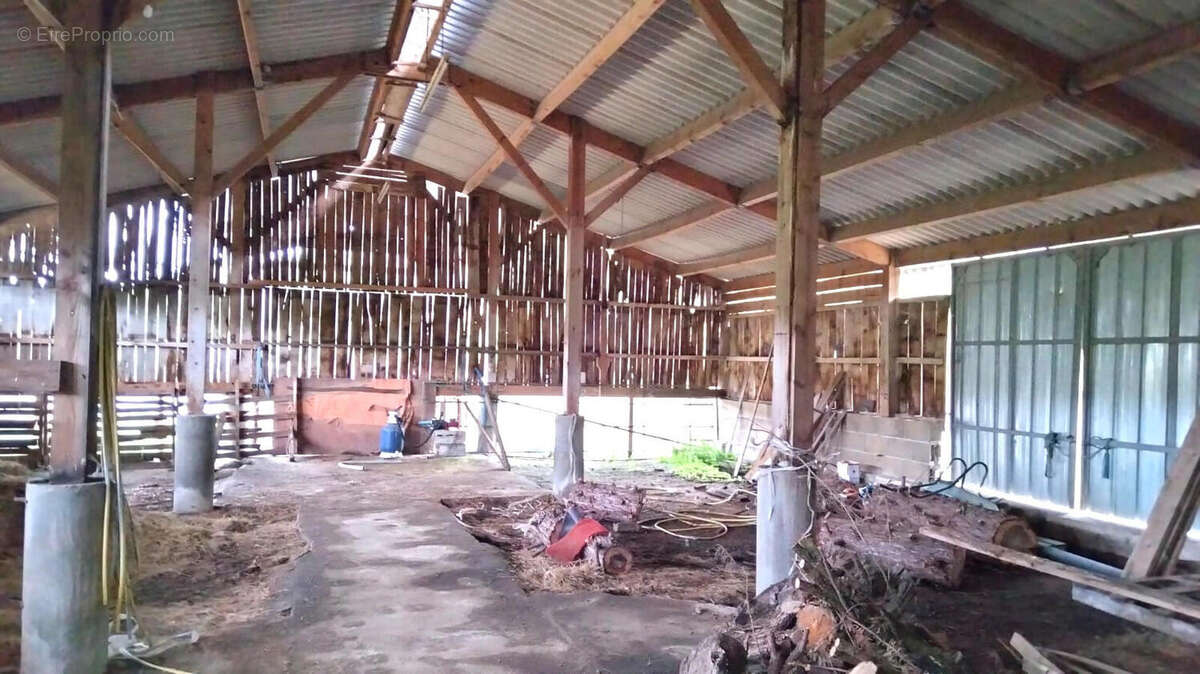 GRANGE - Maison à LESSAC