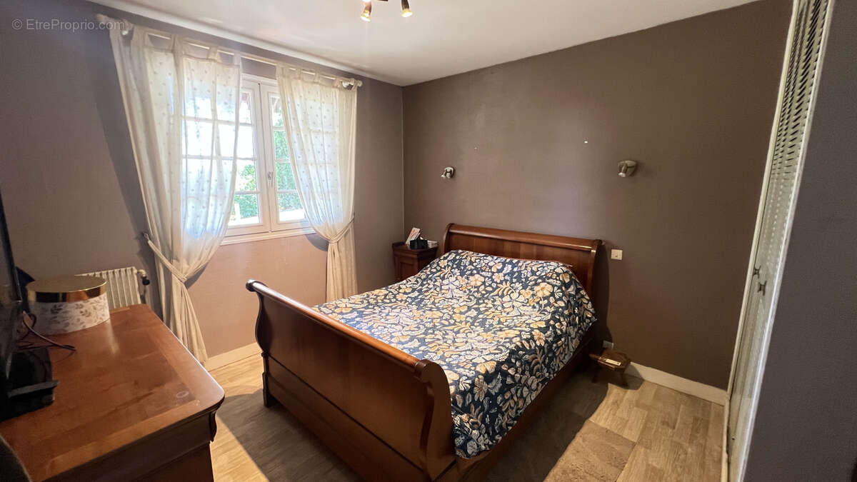 Maison à MILLY-LA-FORET