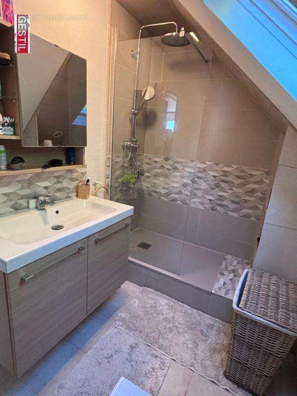 Appartement à PONTOISE