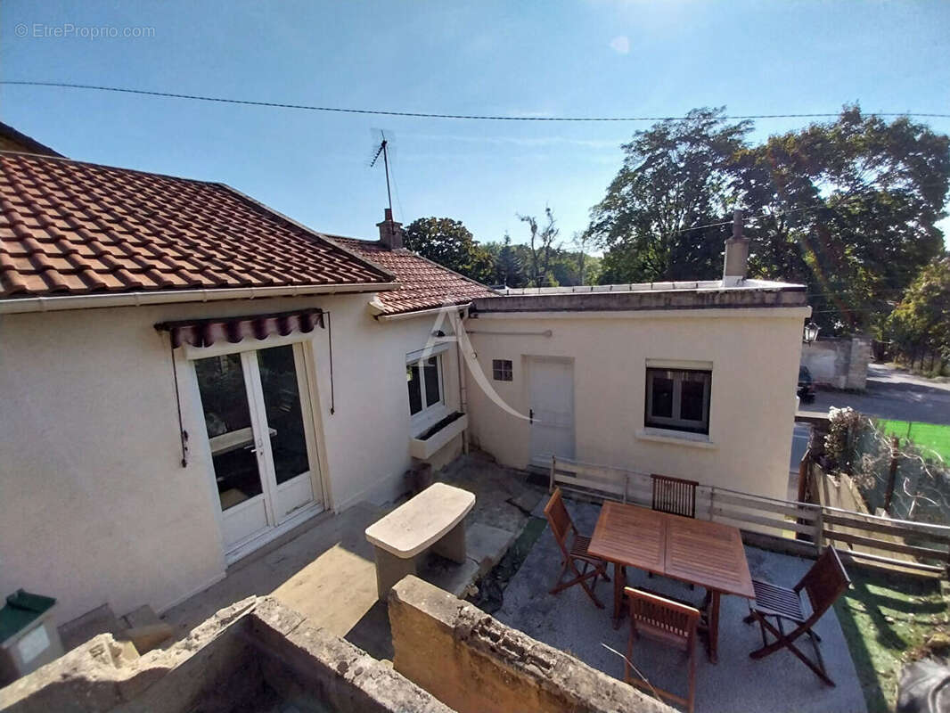 Maison à MEULAN