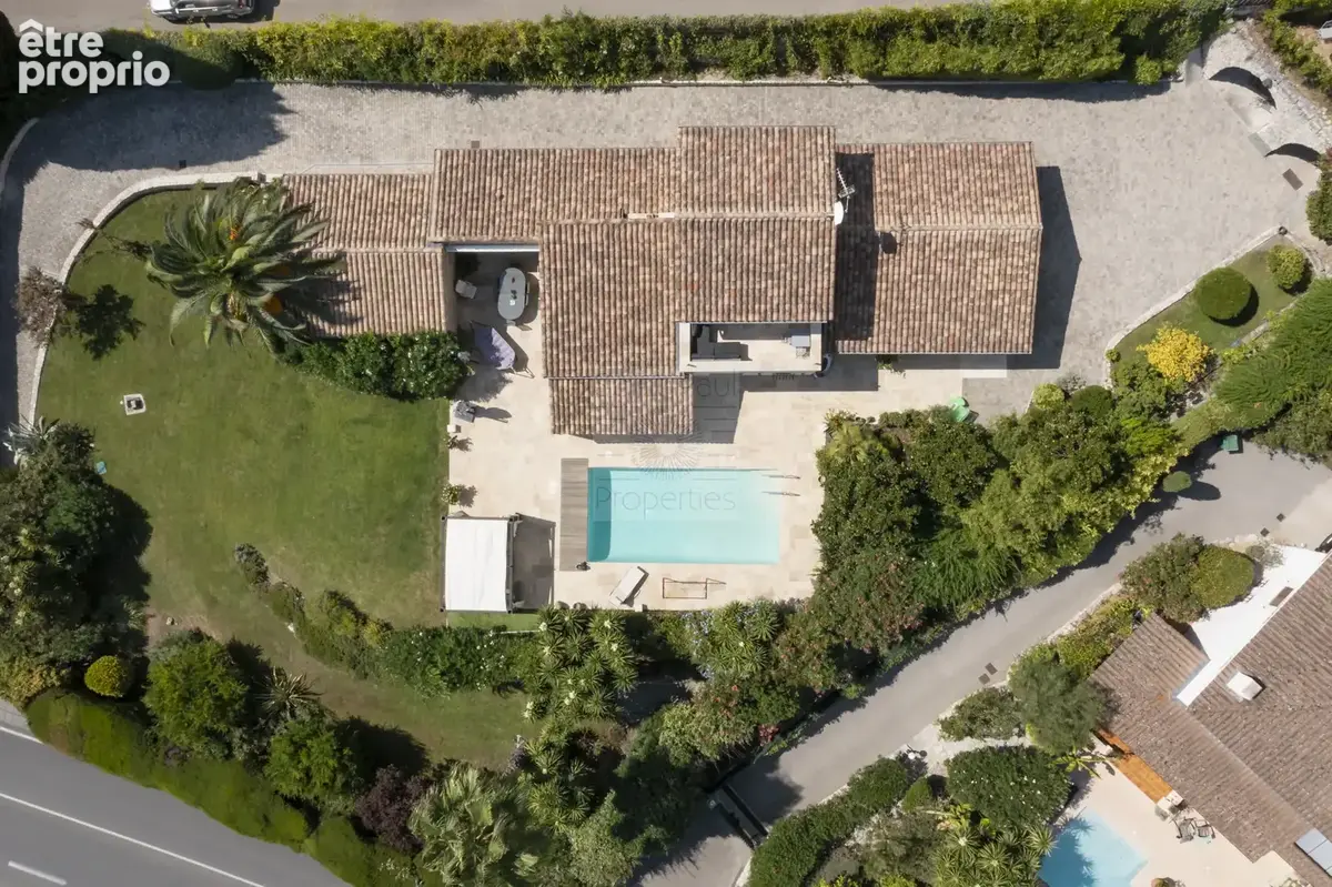 Jolie villa moderne - 170m2 - La Colle sur Loup - photo 18