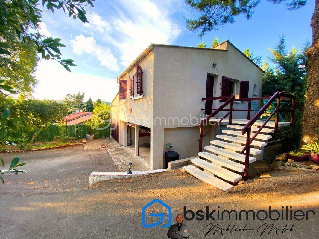 Maison à SAINT-PRIVAT-DES-VIEUX