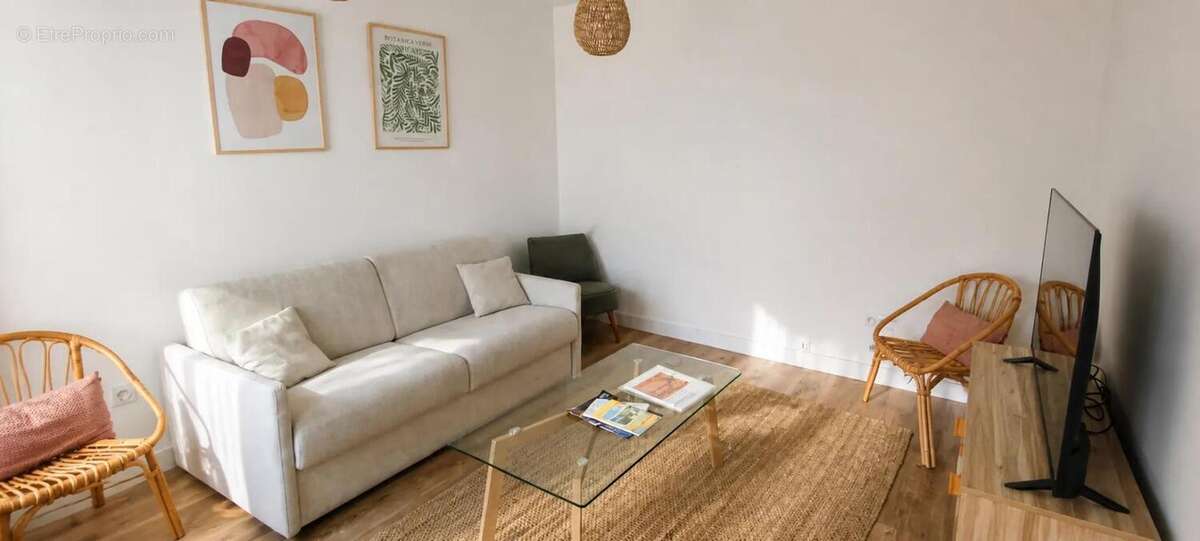 Maison entièrement rénovée de 3 chambres de 70 m2, terrasse, garage et cave à LE MANS - Quartier Le Pré - photo 2