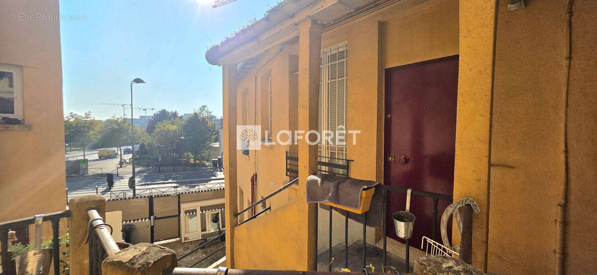 Appartement à SAINT-DENIS