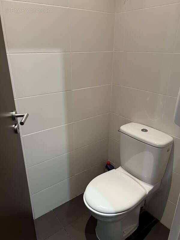 Commerce à LA TESTE-DE-BUCH