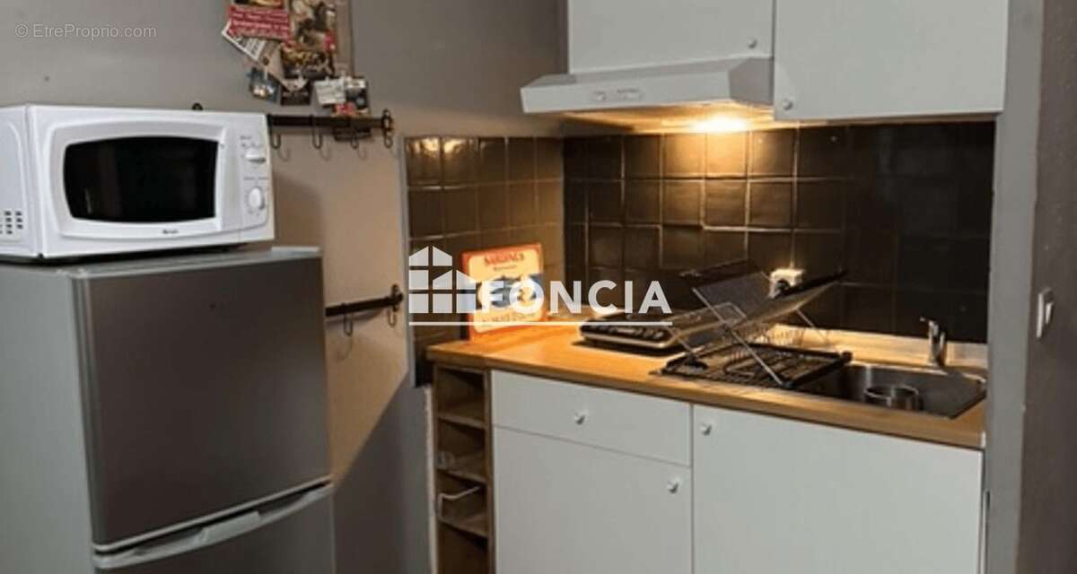 SETE - Quartier Les quilles appartement T1bis- parking - photo 2