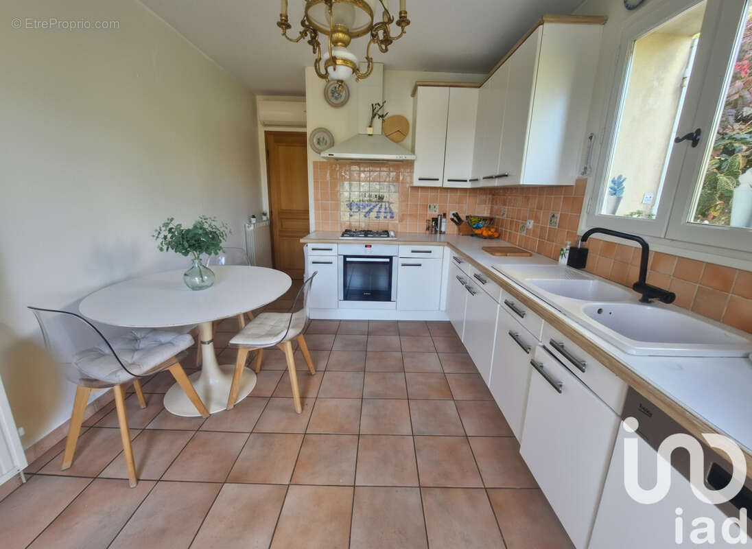 Photo 9 - Maison à LE REVEST-LES-EAUX