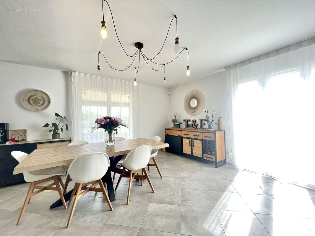 Maison 95 m² à Lamothe-Montravel  - photo 16