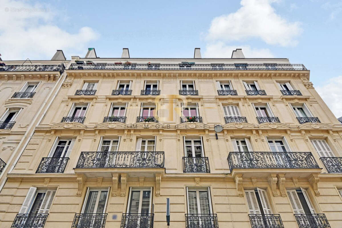 Appartement à PARIS-10E