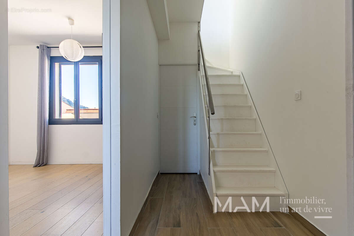 Maison à MARSEILLE-8E