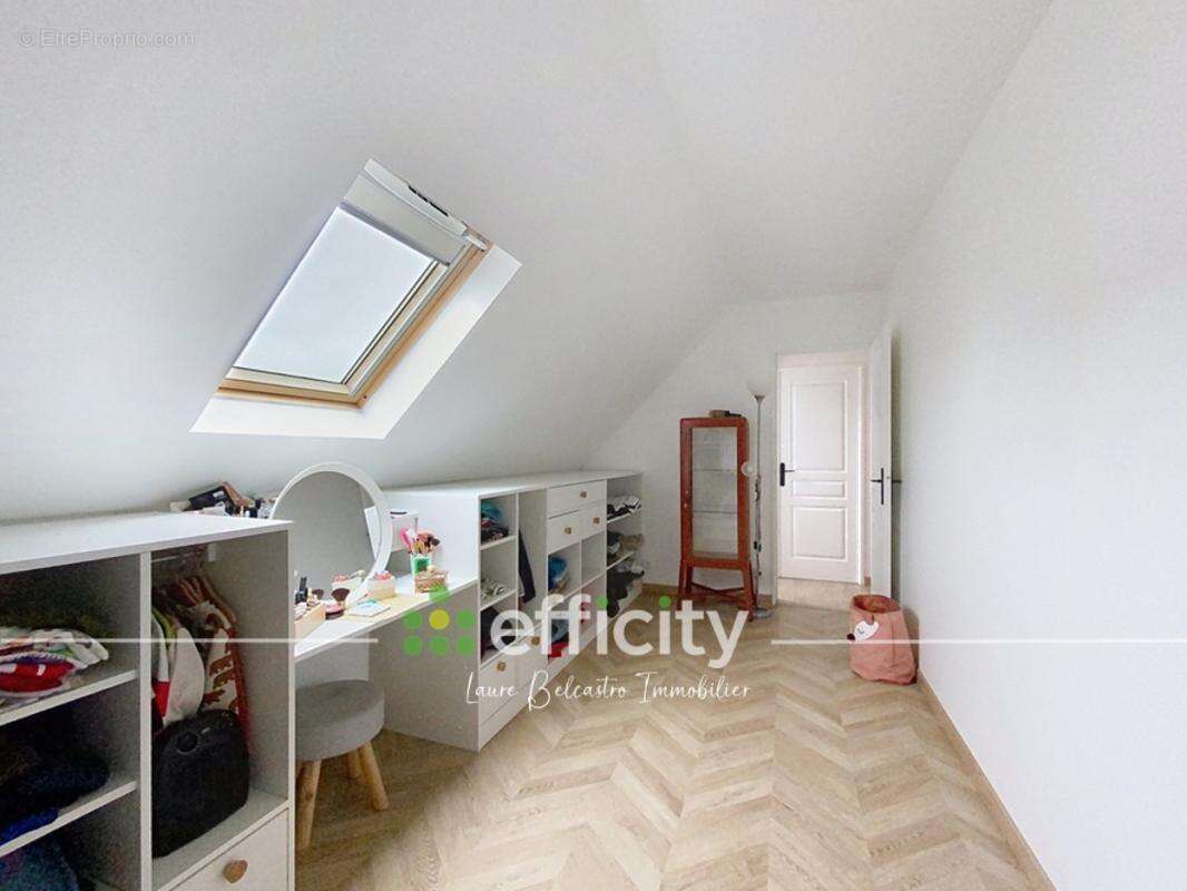 Maison à MAROLLES-EN-BRIE