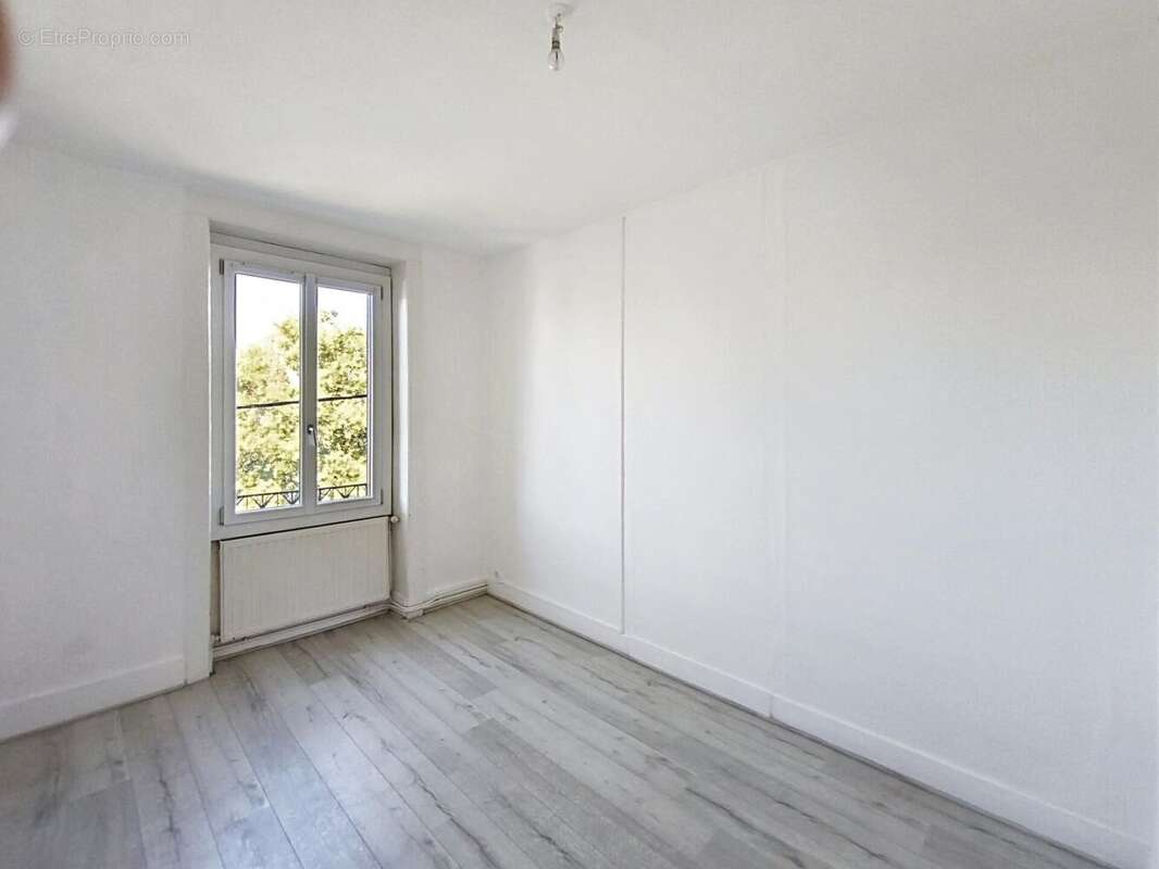 Photo 7 - Appartement à SAINT-ETIENNE