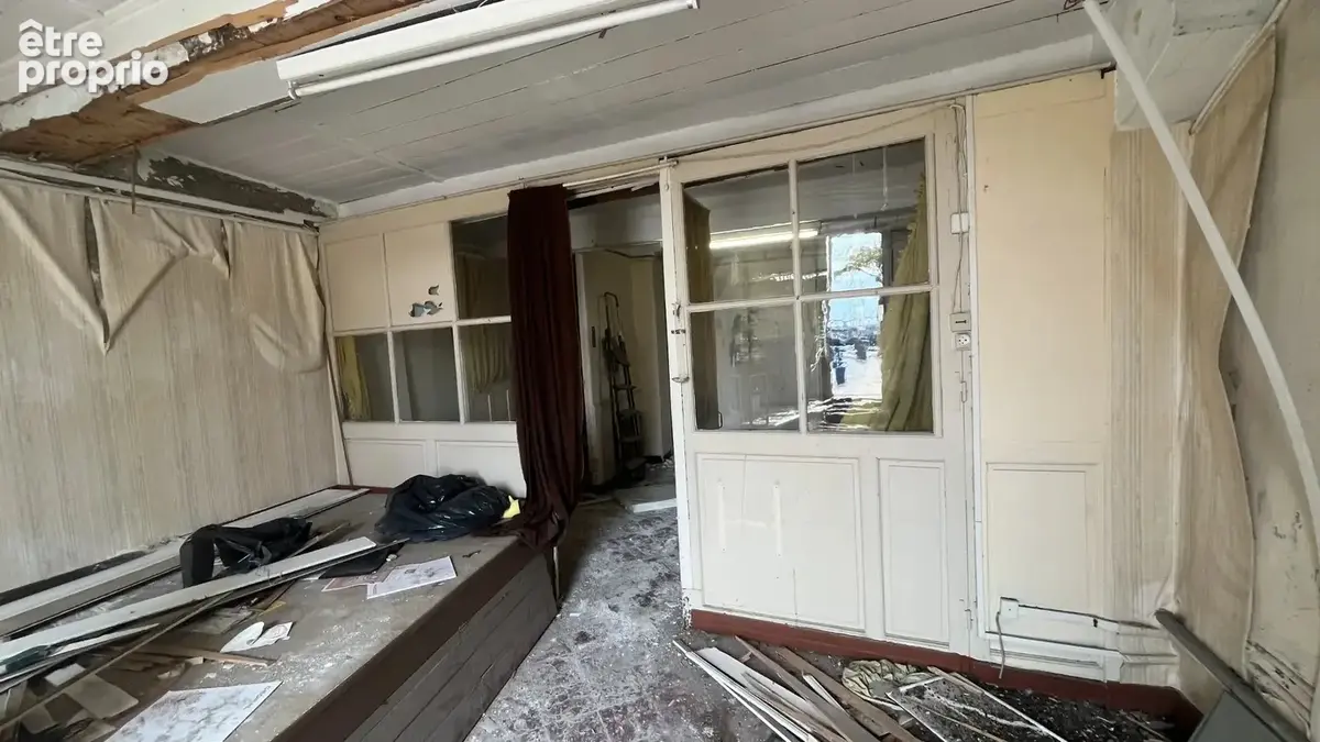 Professionnels de la rénovation : « Ferrières — Maison de ville, réhabilitation lourde, emplacement central » - photo 2